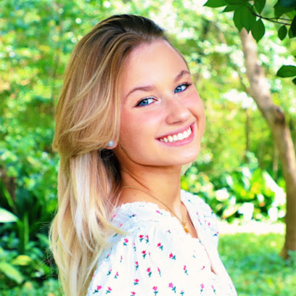 Meet your Posher, Hannah